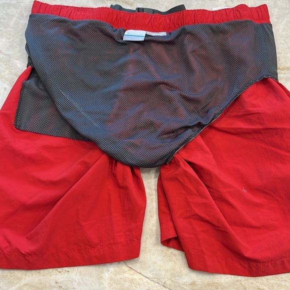 Columbia | Mesh Lined Swim Trunks‎ | Red | Men’s Large - Picture 11 of 13